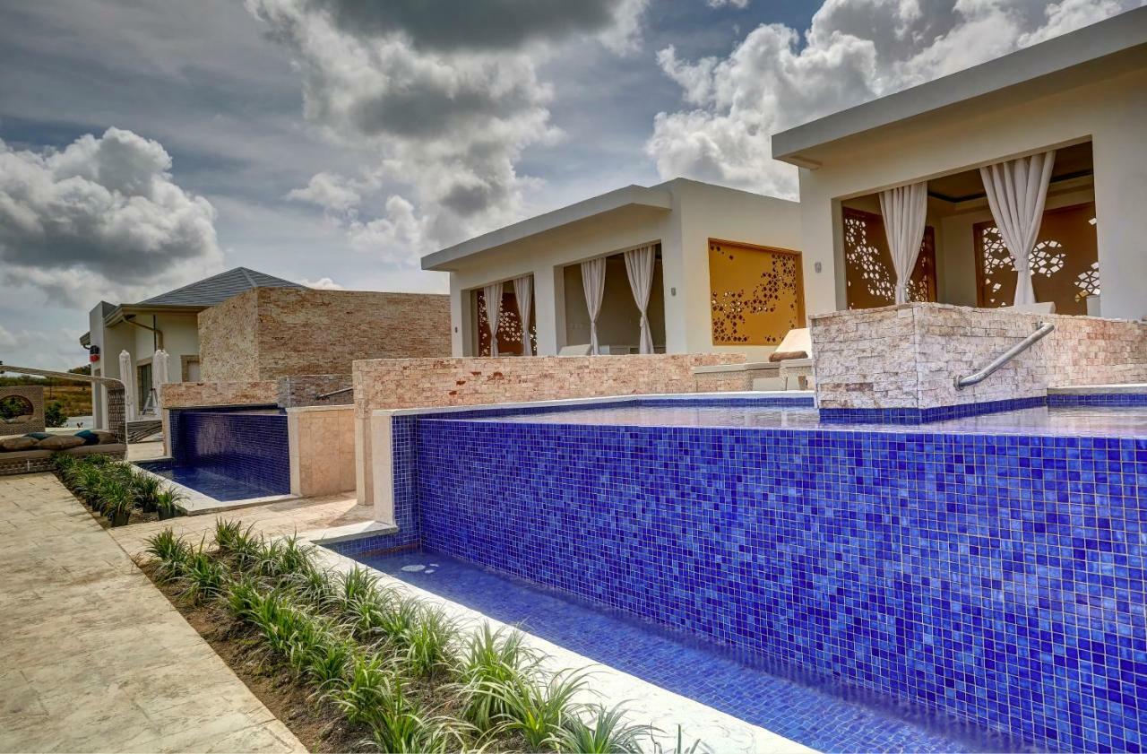 Royalton Antigua, An Autograph Collection All-Inclusive Resort Five Islands Village Exteriér fotografie